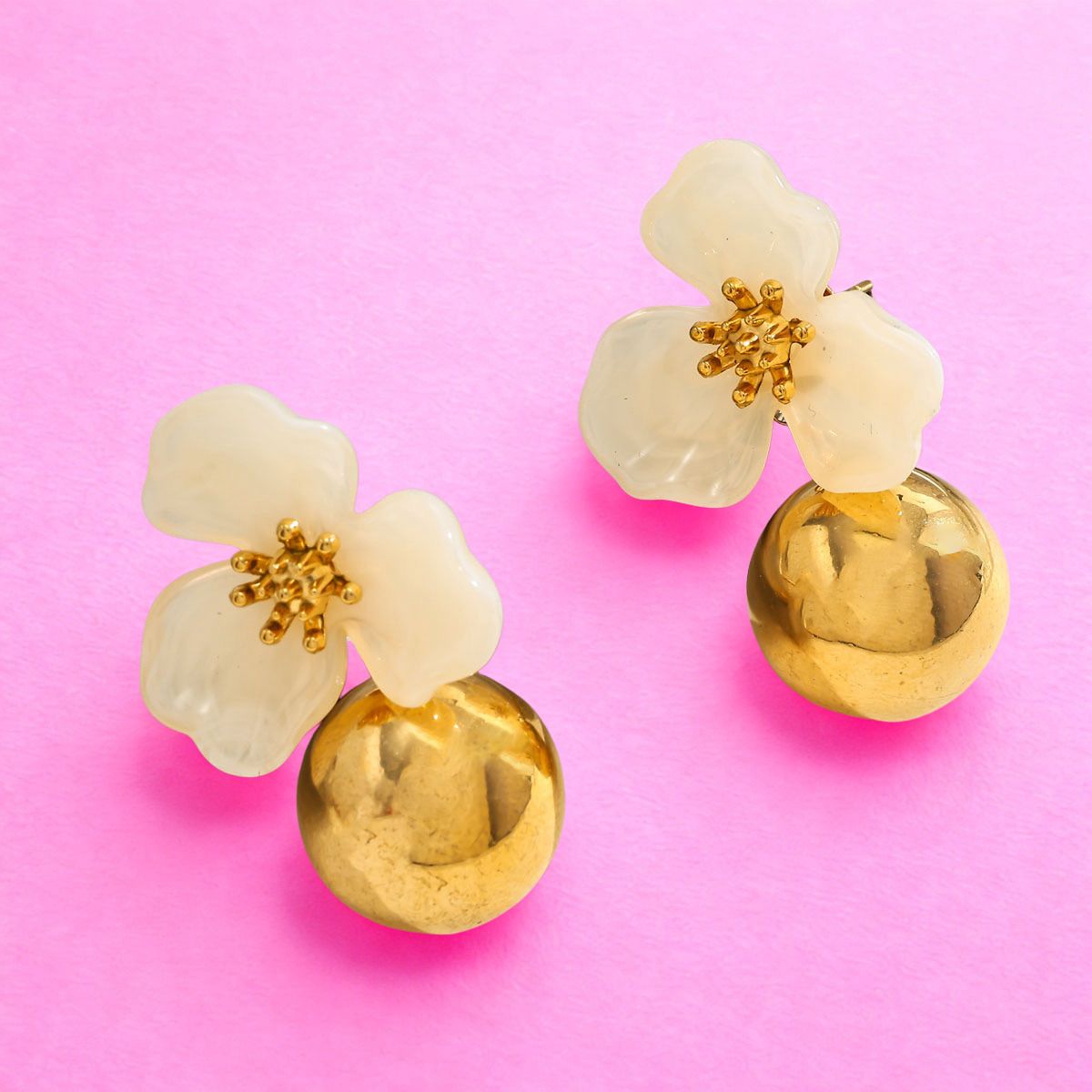 ARETES GARDEN